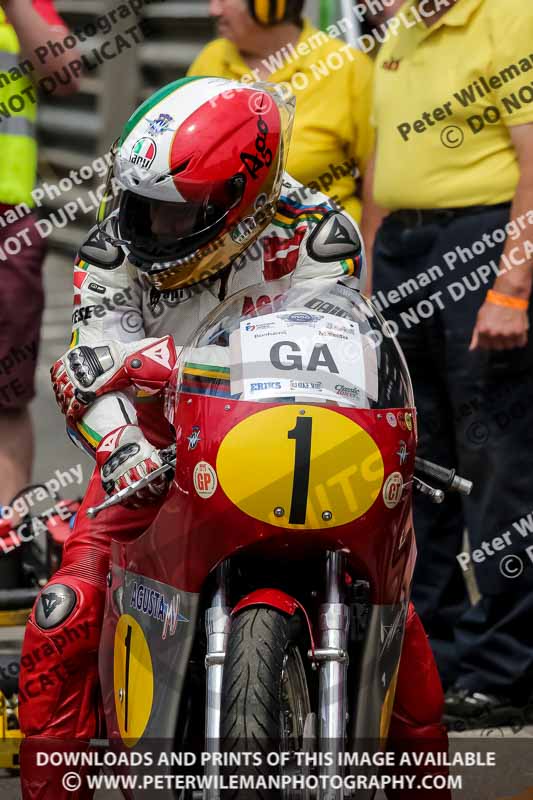 Vintage motorcycle club;eventdigitalimages;mallory park;mallory park trackday photographs;no limits trackdays;peter wileman photography;trackday digital images;trackday photos;vmcc festival 1000 bikes photographs